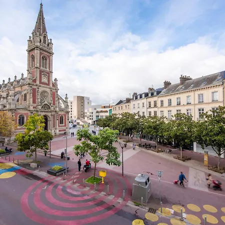 Chic Appart Avec Parking Au Centre-Ville Rouen Exterior photo